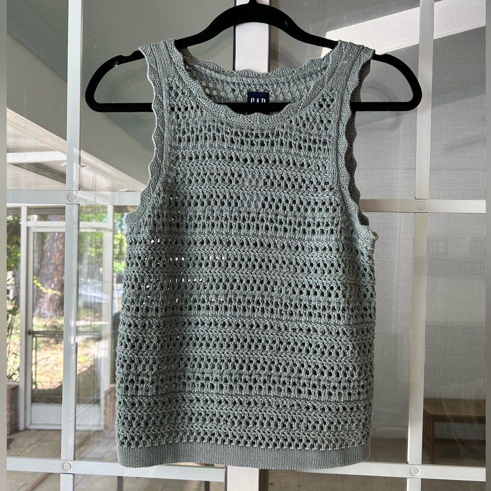 Gap sage green crochet halter tank top - Picture 2 of 6